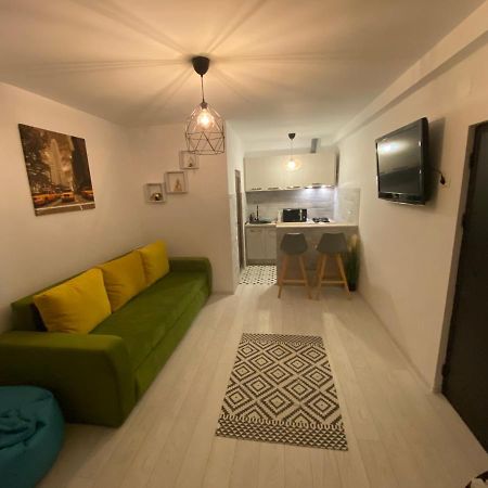 Lili Studio - Saturn Apartment Exterior foto